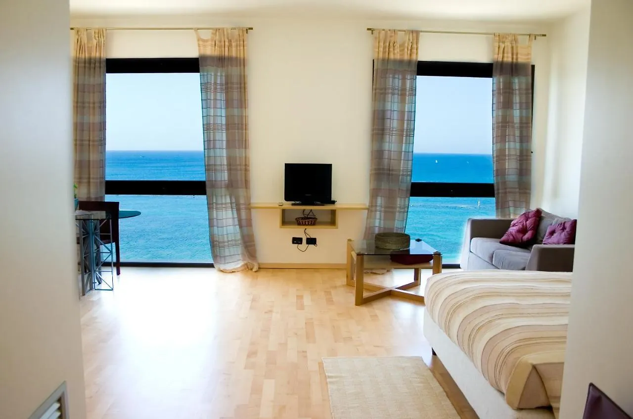 Garibaldi Sea Suites Trapani 0*,  Olaszország